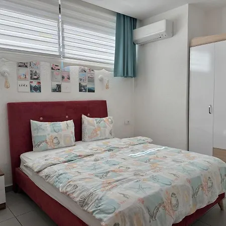 Super Luks, Denize 100 Metre, Ruya Evi 2 Μαρμαρίς